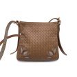 Bottega Veneta Beige Cut Out Intrecciato Leather Woven Shoulder Bag For Sale