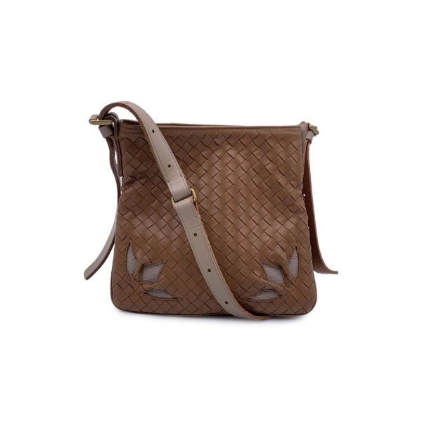 Bottega Veneta Beige Cut Out Intrecciato Leather Woven Shoulder Bag For Sale