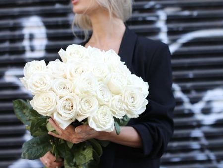 White Roses Fashion