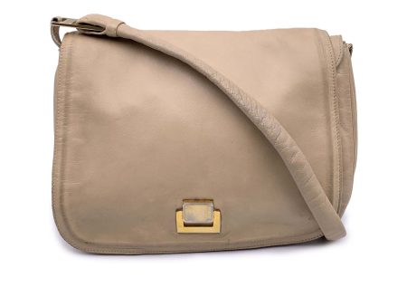 Fendi Vintage Beige Smooth Leather Shoulder Flap Bag For Sale